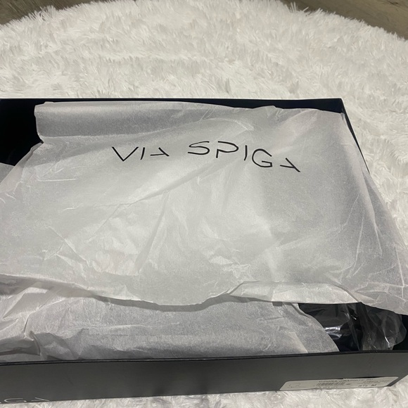 Via Spiga Fora Graphite Grey Slouch Booties Suede Size 5.5 M NIB - Picture 9 of 12